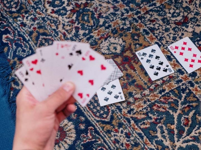 card games between two players