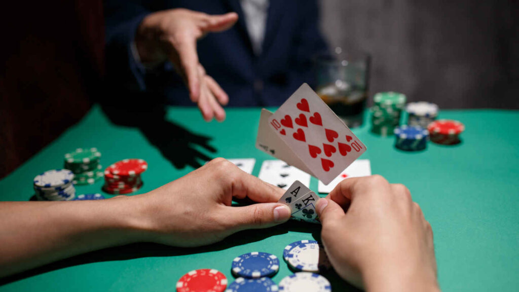 When Should You Fold a Poker Hand?