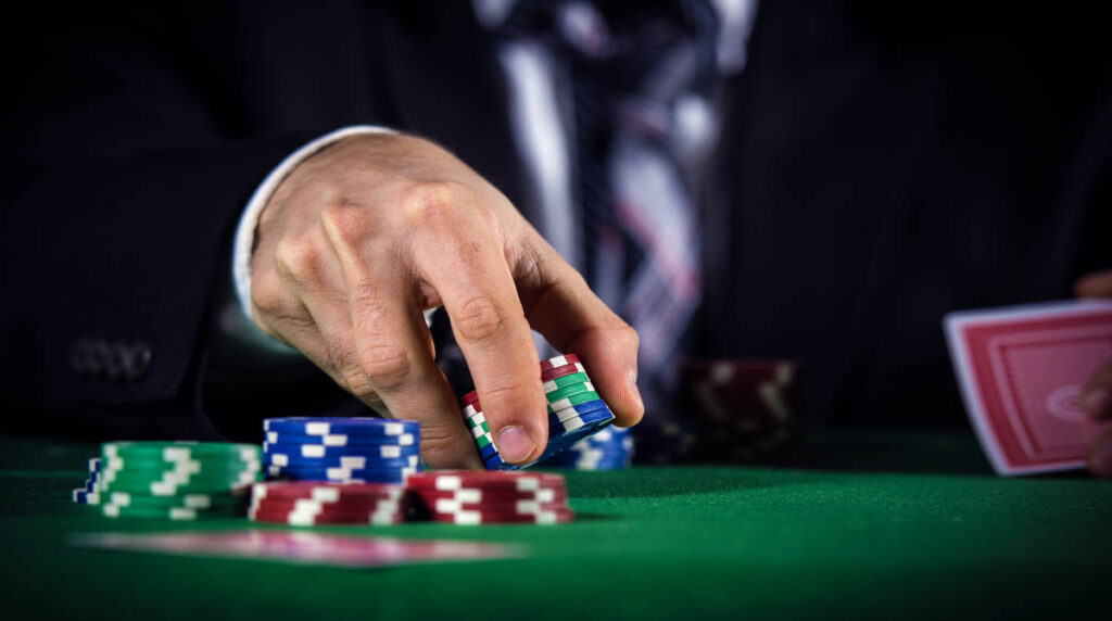 How to Play Poker - A Comprehensive Guide for Beginners